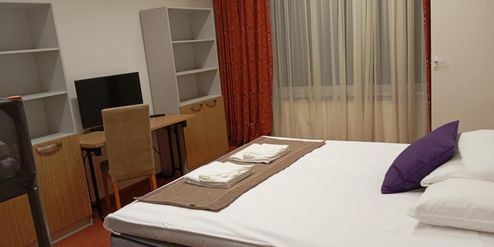 Raadimoisa Hotell Tartu Exterior foto